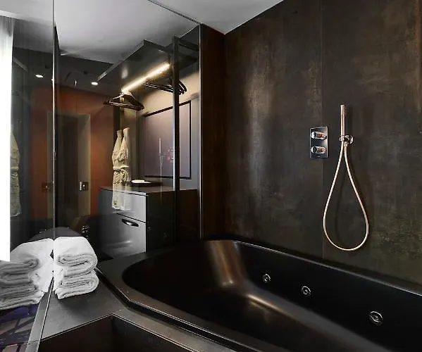 Hotel Mytale Creative Academy 4*